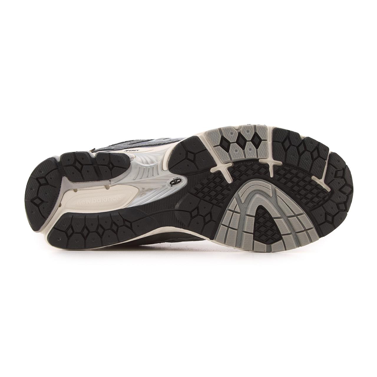 New Balance 1906R Cordura Grey Beige