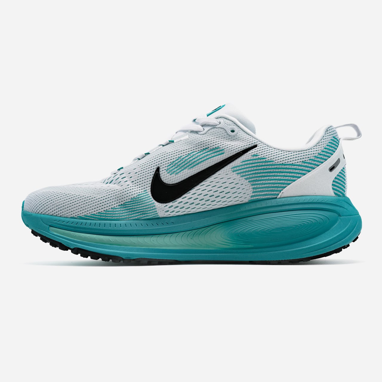 Nike Vomero 18 White Blue