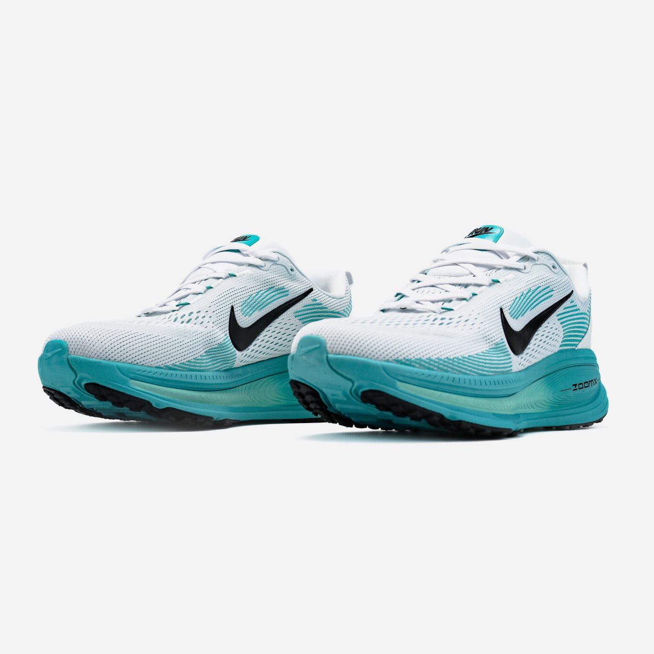 Nike Vomero 18 White Blue