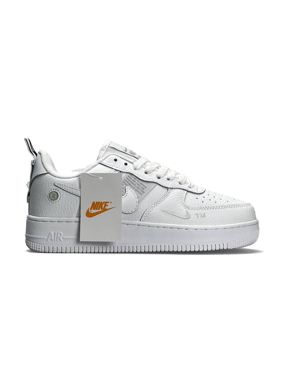 Nike Air Force 1 07’ LV8 Utility All White