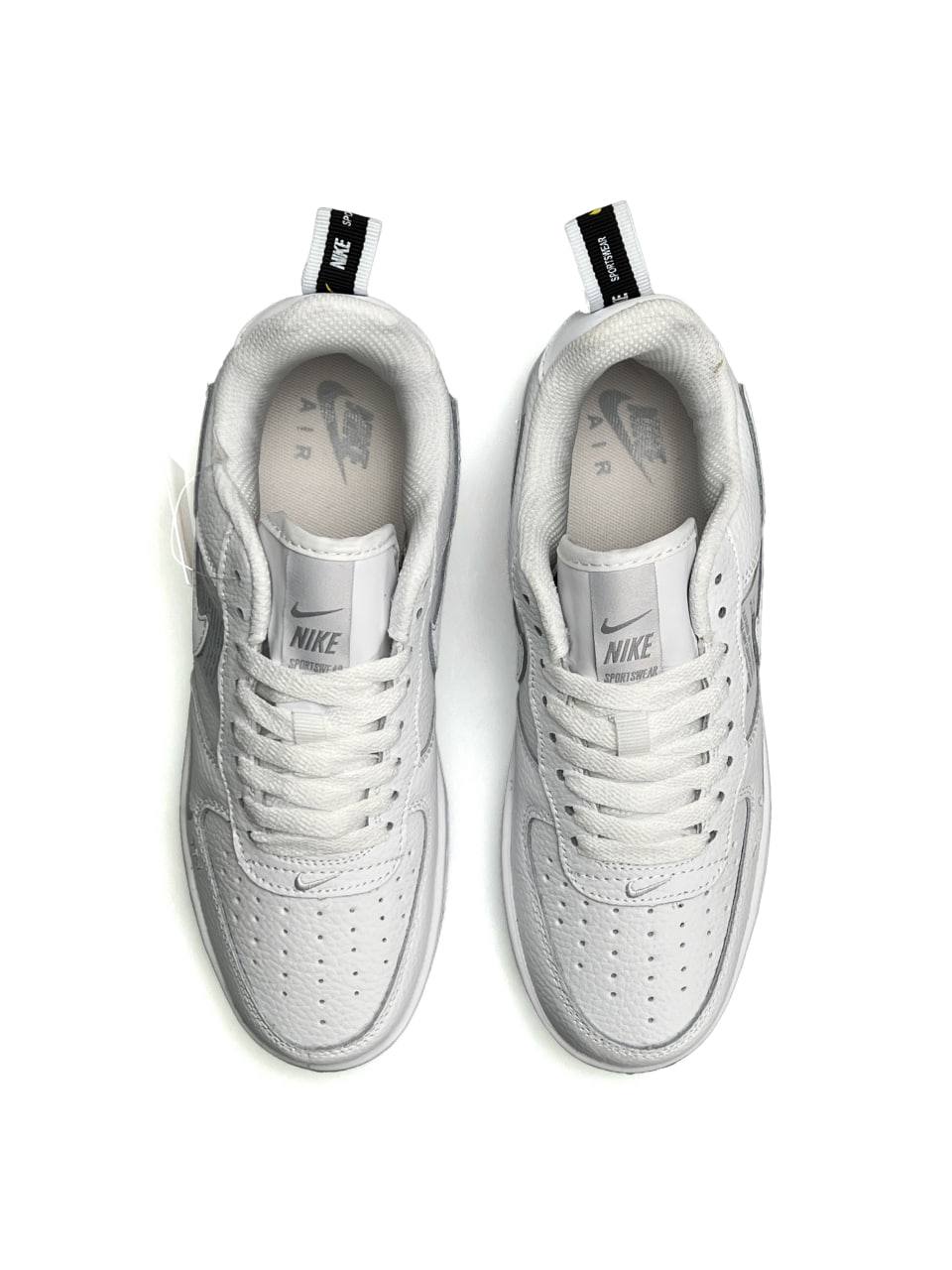Nike Air Force 1 07’ LV8 Utility All White