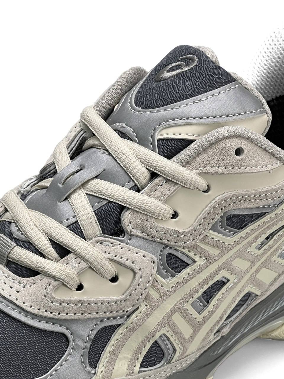Asics Gel-NYC Grey Beige Gore-Tex