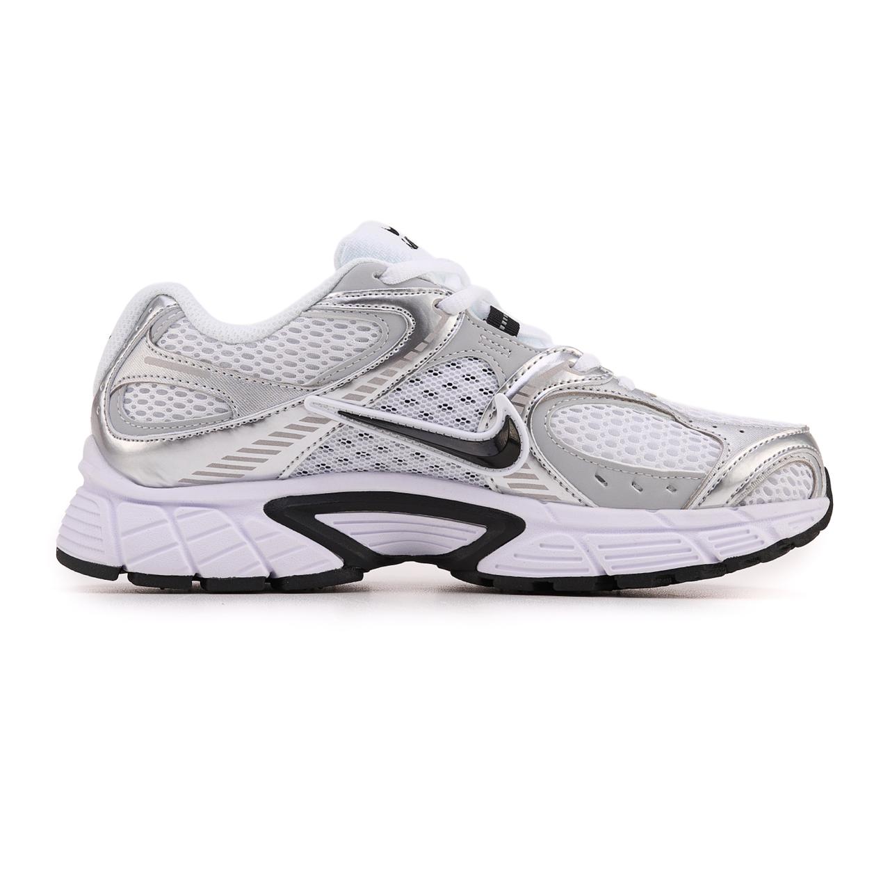 Nike V5 RNR Silver