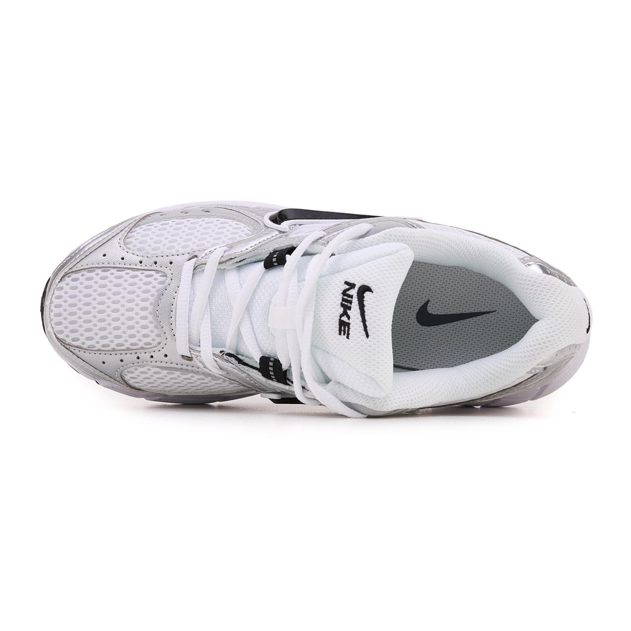 Nike V5 RNR Silver