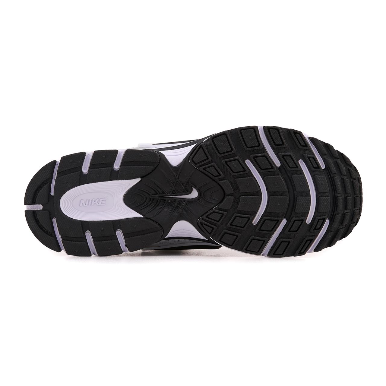 Nike V5 RNR Silver