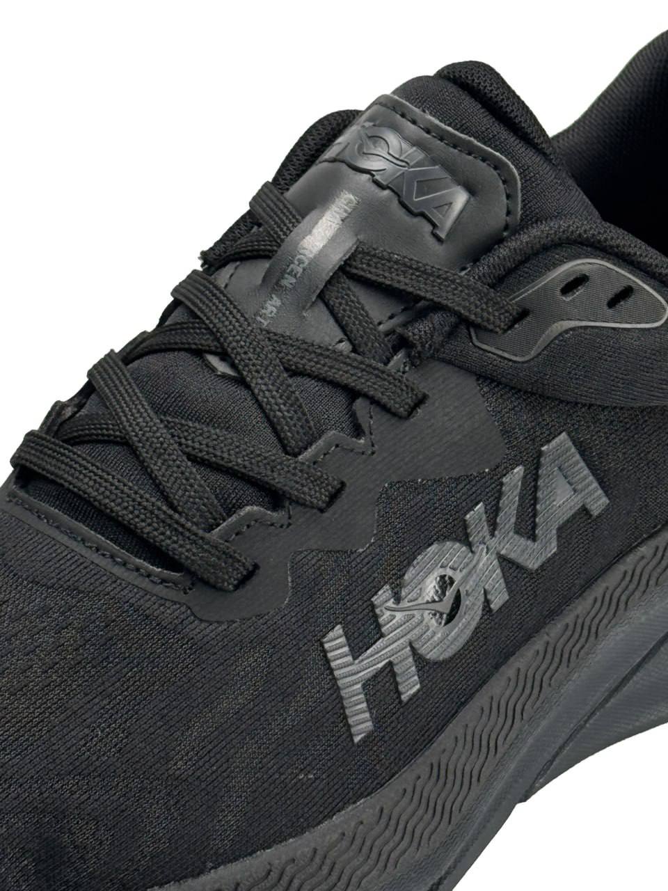 Hoka Challenger ART 7 All Black