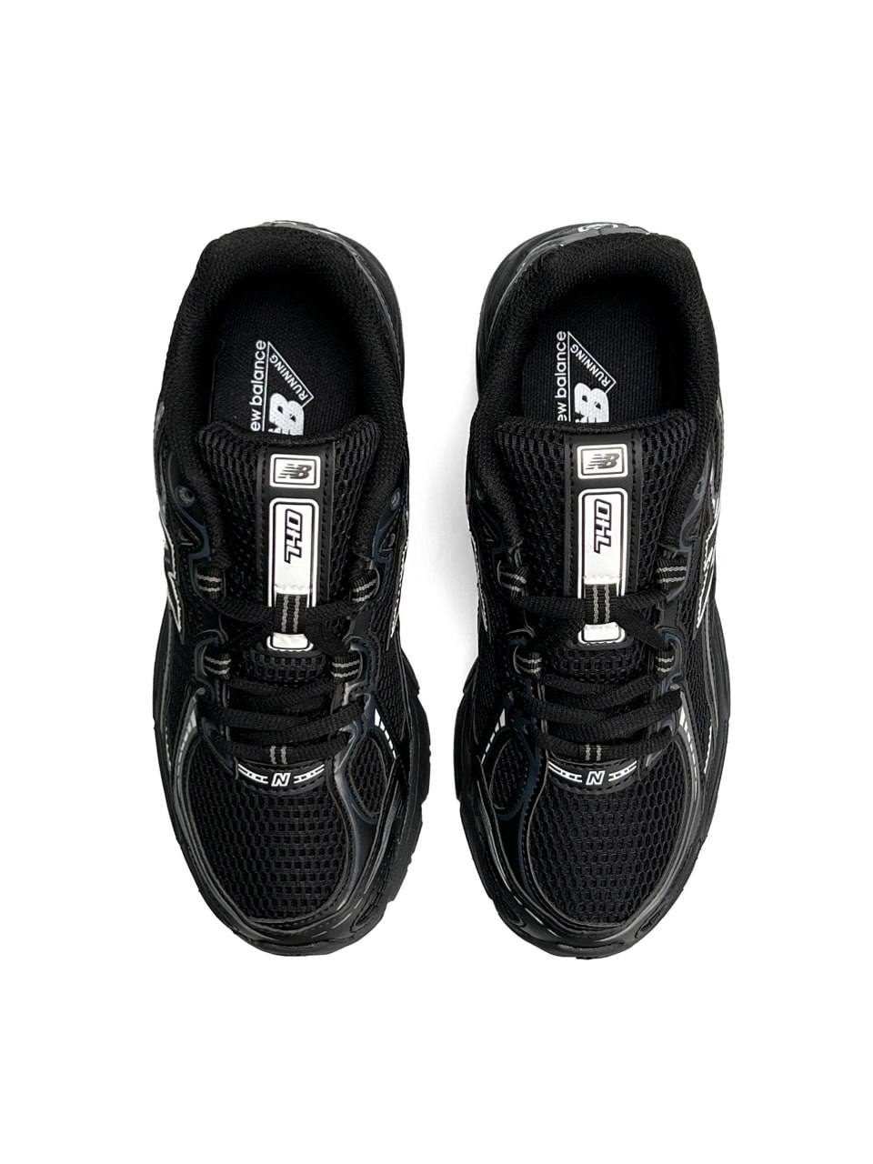 New Balance 740 Black White