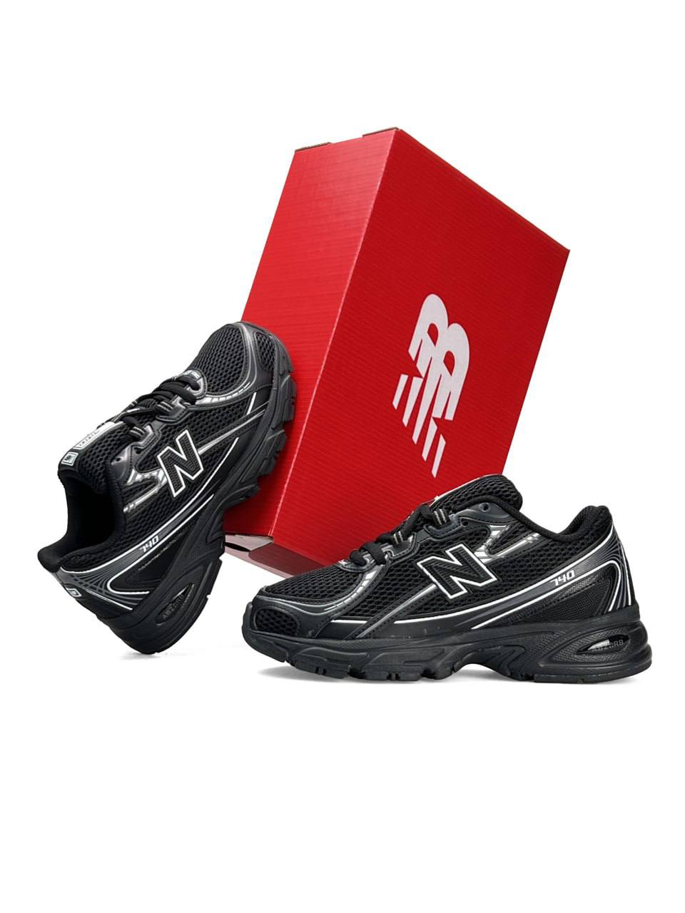 New Balance 740 Black White