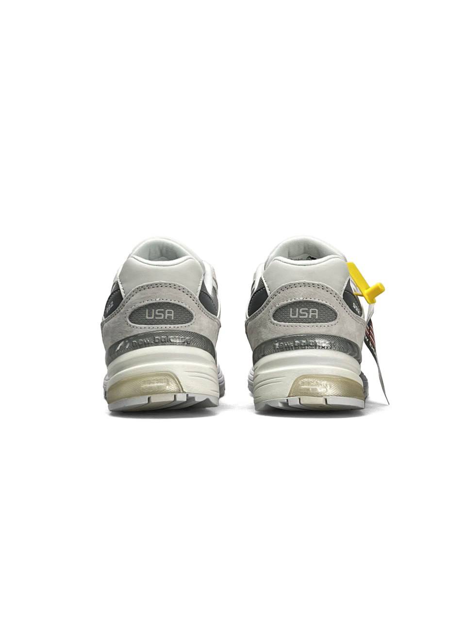 New Balance 992 Light Grey