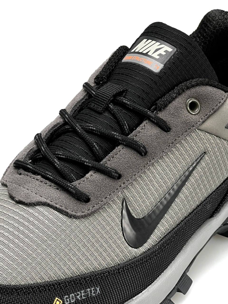 Nike Rivah Khaki Black
