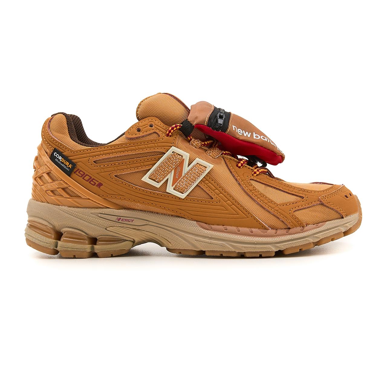 New Balance 1906R Cordura Beige Leather