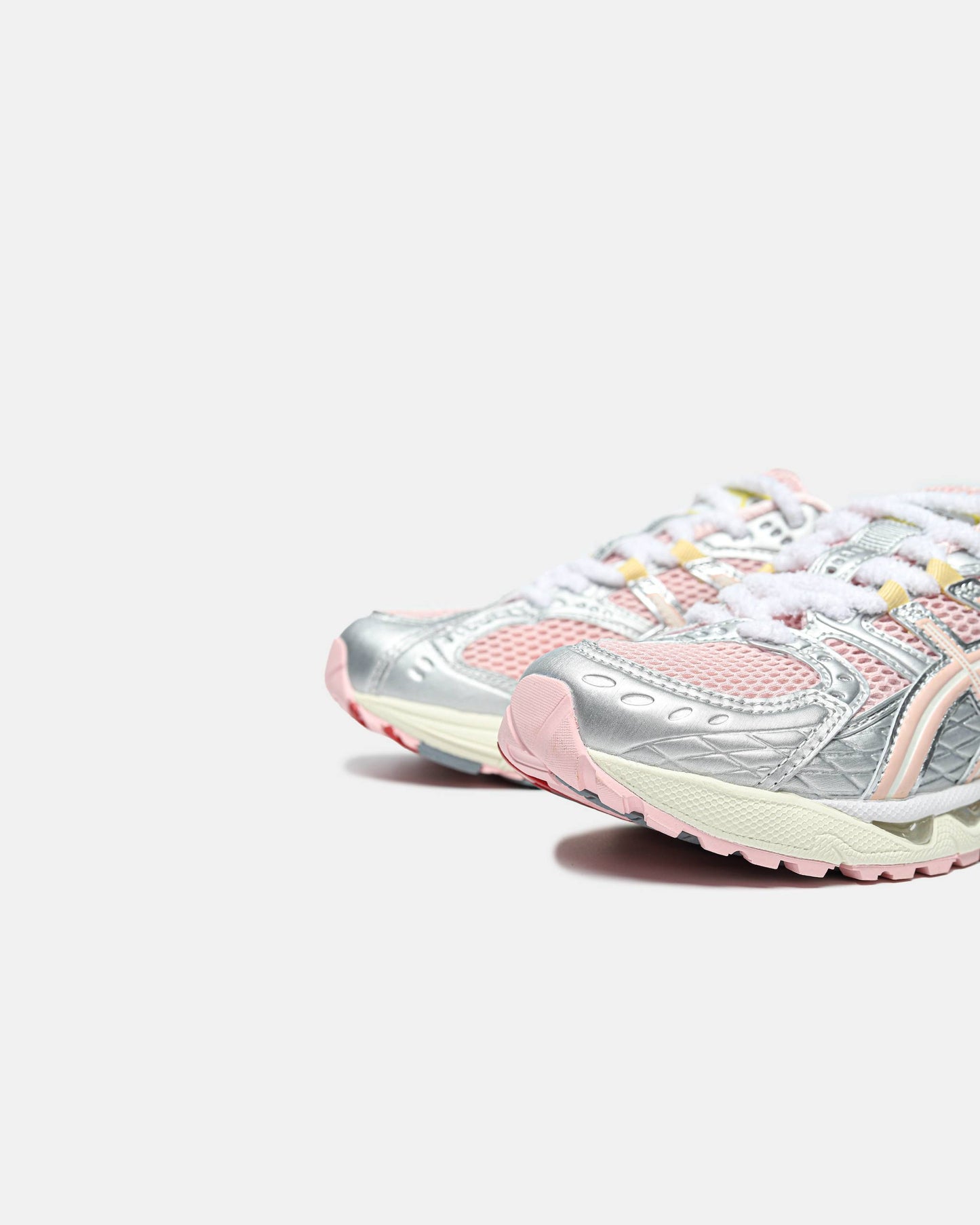 Vandythepink x Atmos x Asics Gel-Nimbus 10.1 Banana Split Pack 2025