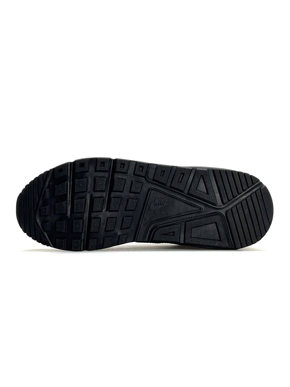 Nike Air Max IVO All Black