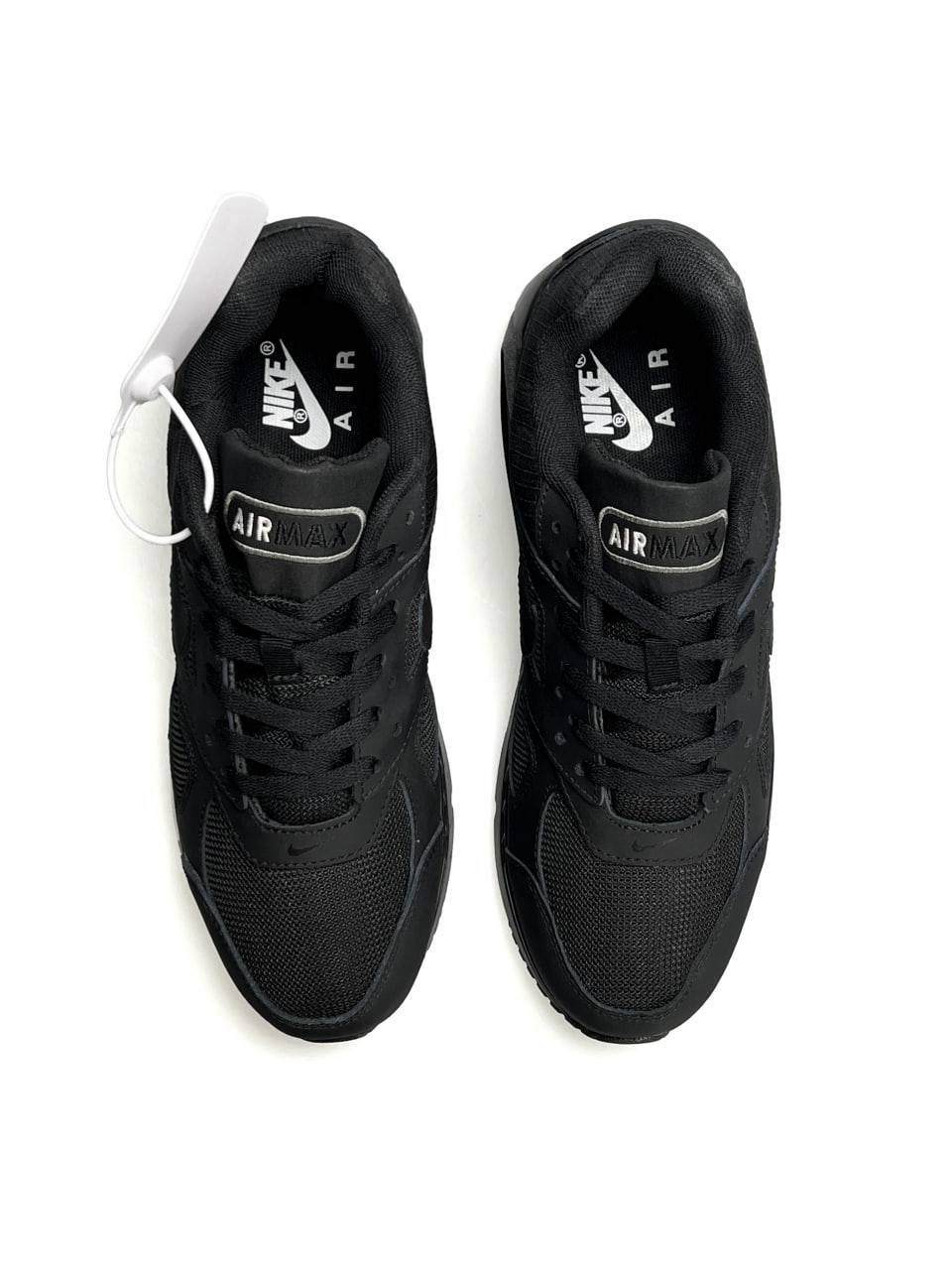 Nike Air Max IVO All Black