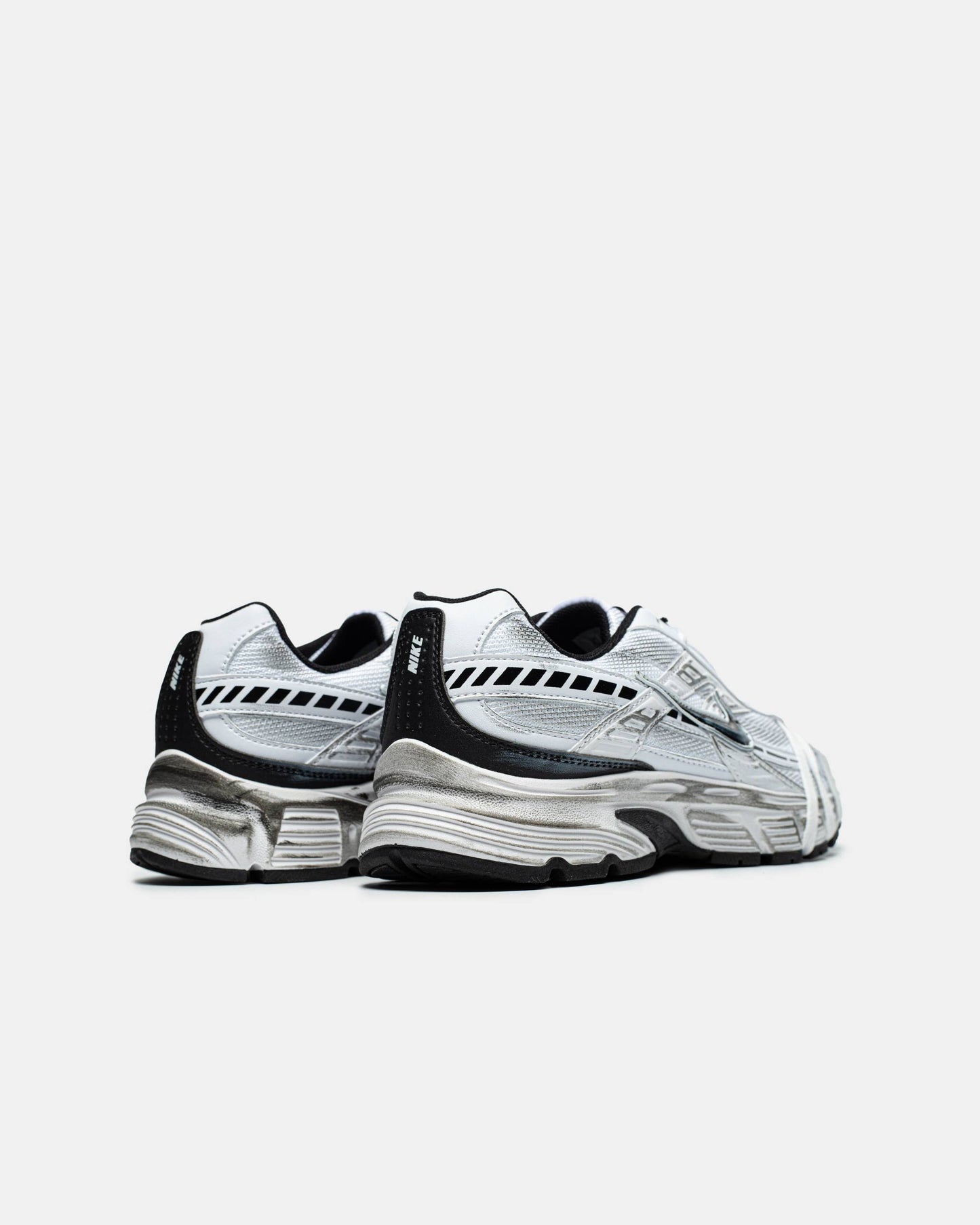Nike Initiator Custom White