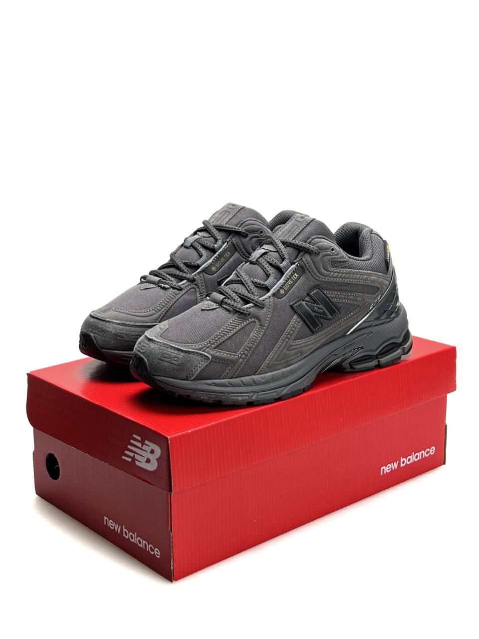 New Balance 1906R Fur Grey Black