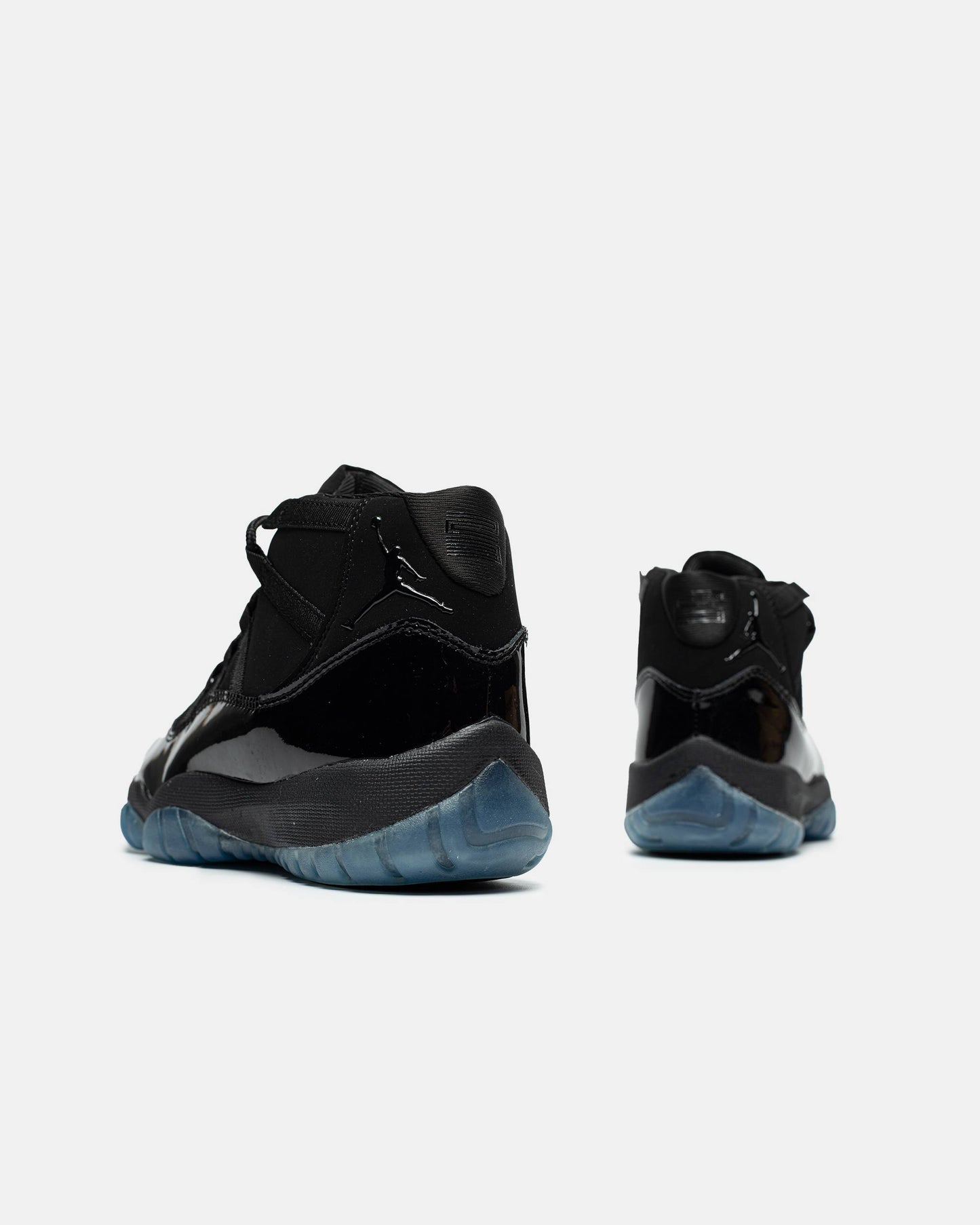 Nike Air Jordan Retro 11 Cap and Gown