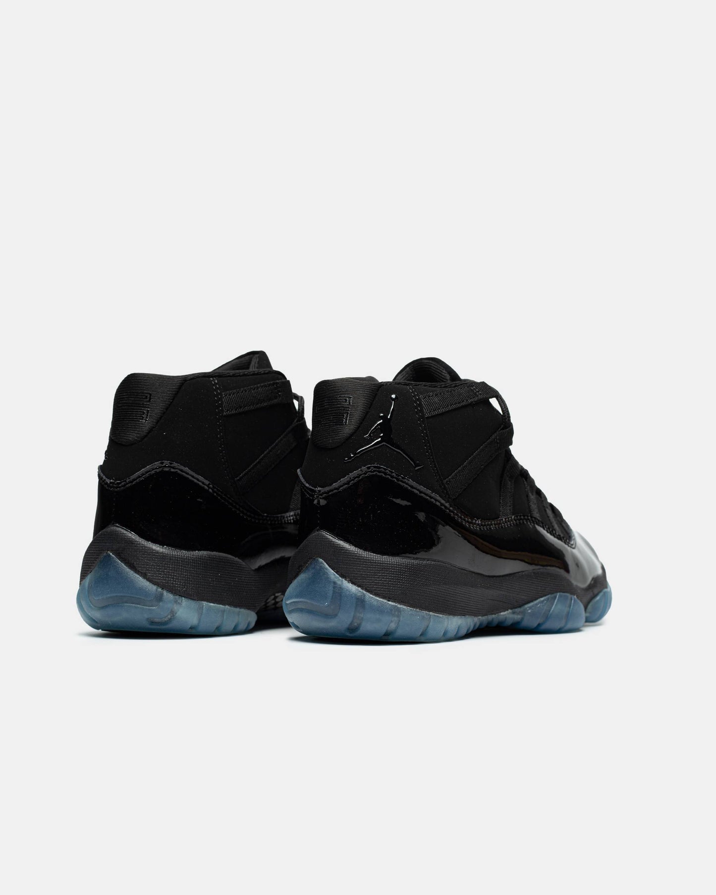 Nike Air Jordan Retro 11 Cap and Gown