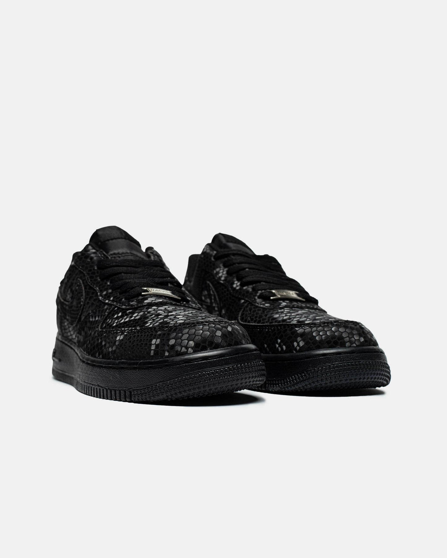 Kobe Bryant x Nike Air Force 1 Low Court Black 8/24