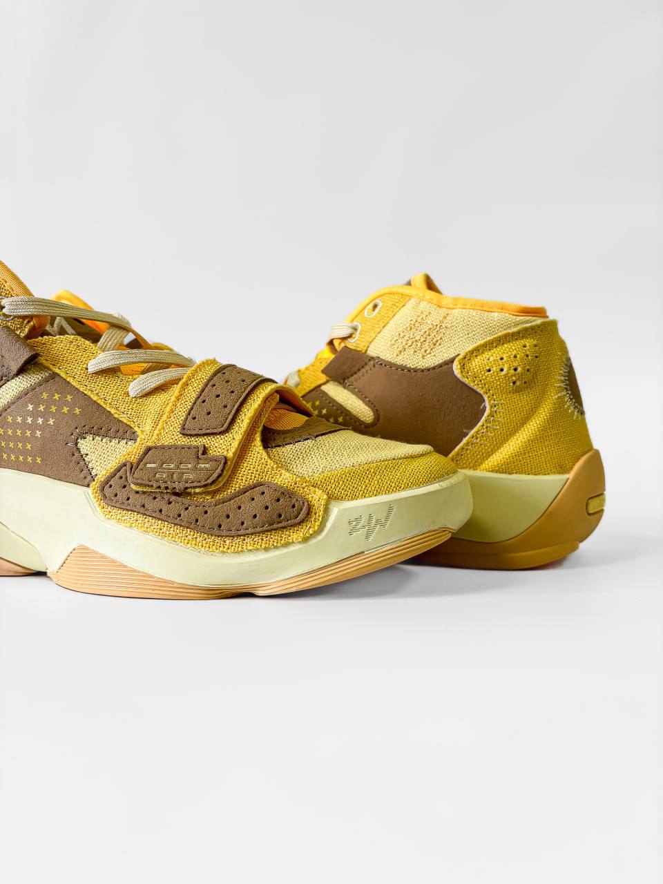Nike Air Jordan Zion 2 Full Moon