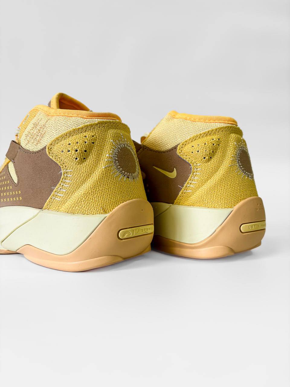 Nike Air Jordan Zion 2 Full Moon