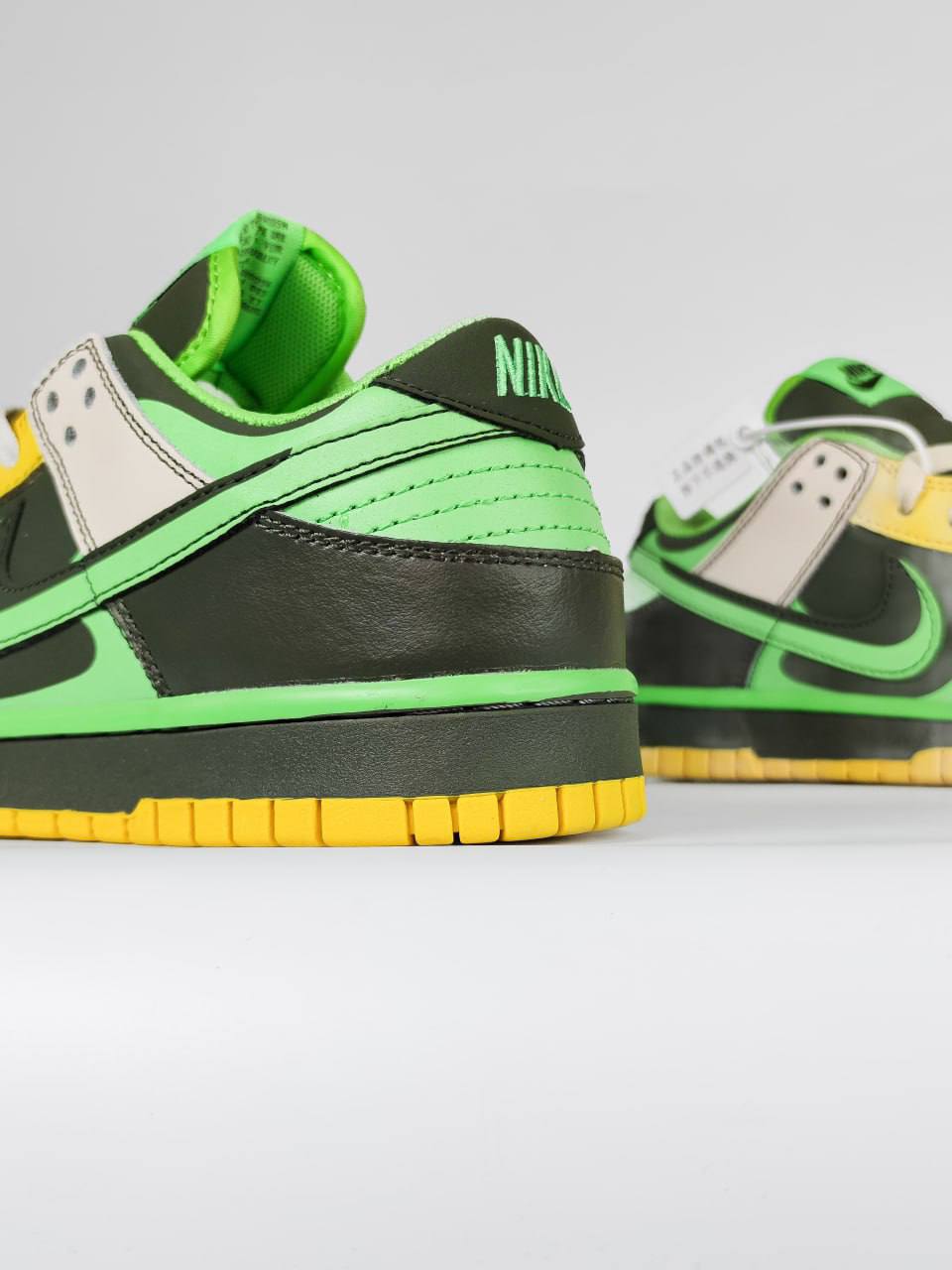 Nike SB Dunk Low Green Yellow