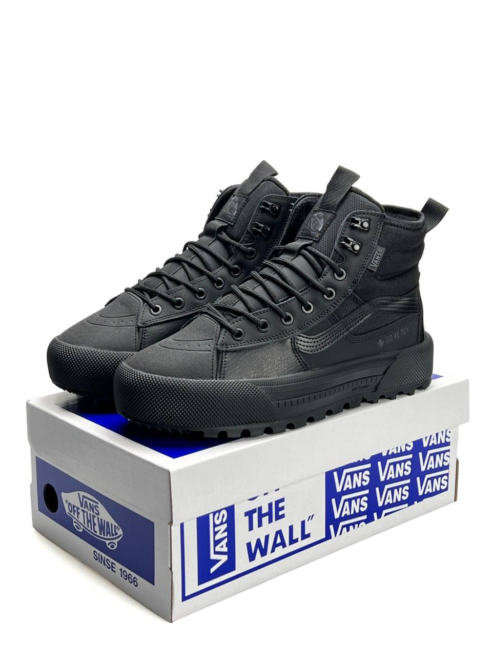 Vans Old Skool MTE-1 HI / Sk8-Hi MTE-3 Fur All Black