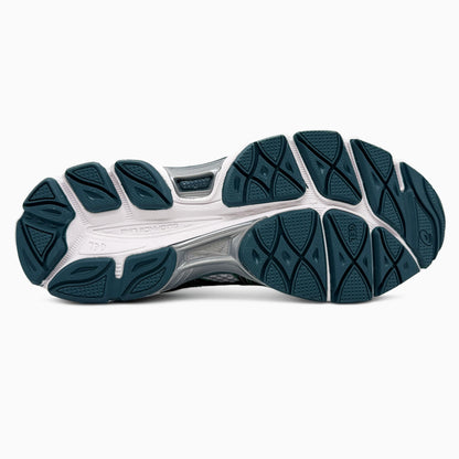 Asics Gel-Cumulus 16 White Ironclad