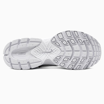 Nike V5 RNR White Silver