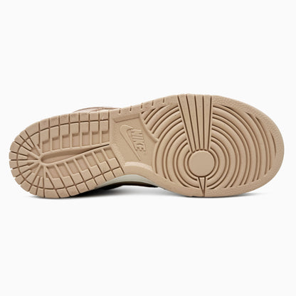 Nike SB Dunk Low Light Brown Suede
