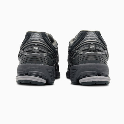 New Balance 1906R Greyscale