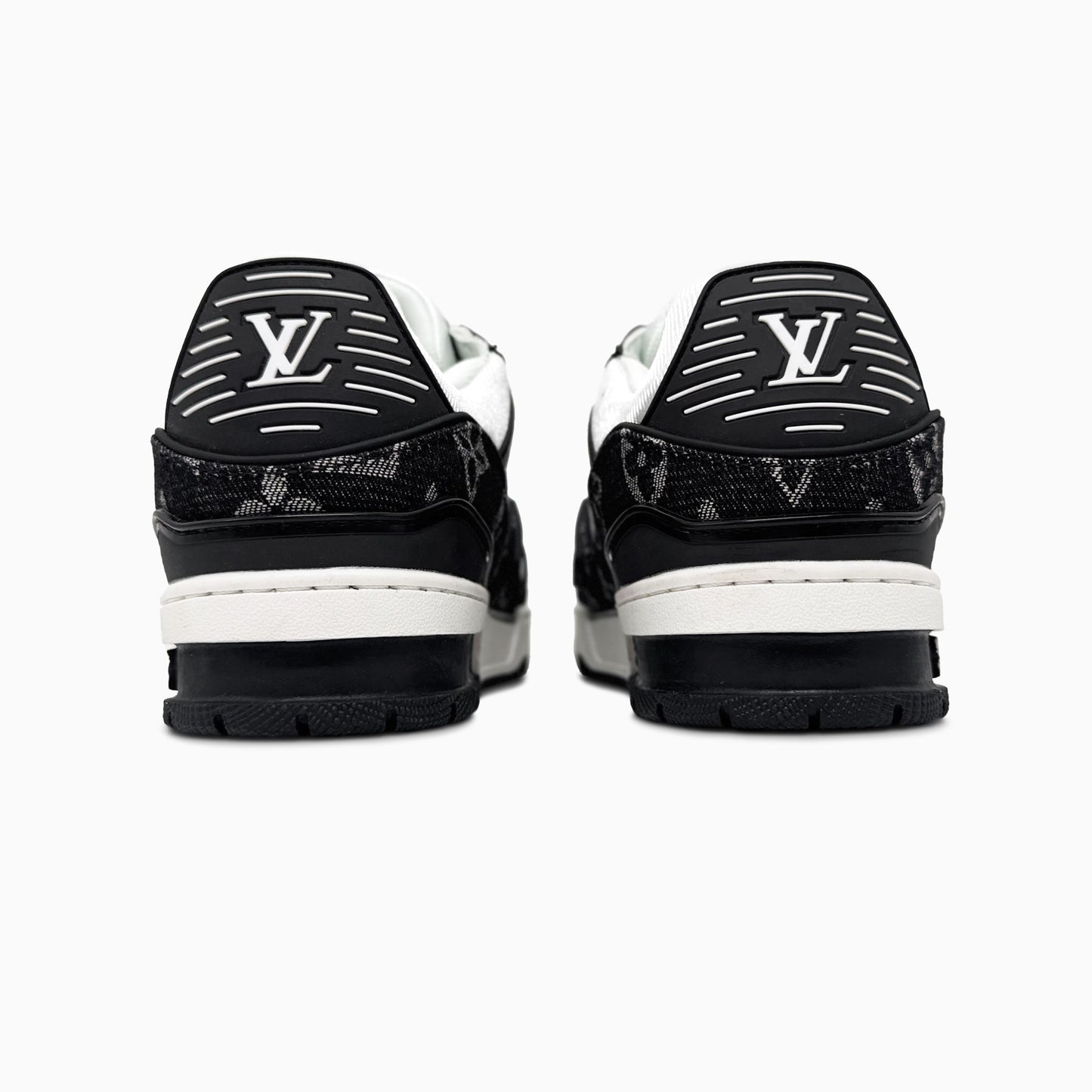 Louis Vuitton Trainer Sneaker Black White 2.0