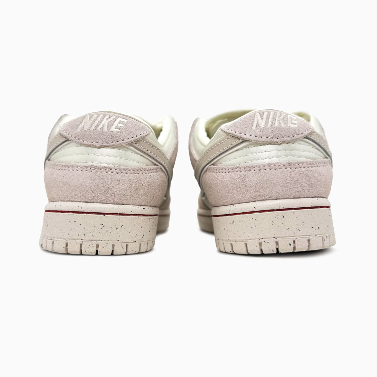 Nike SB Dunk Low City of Love