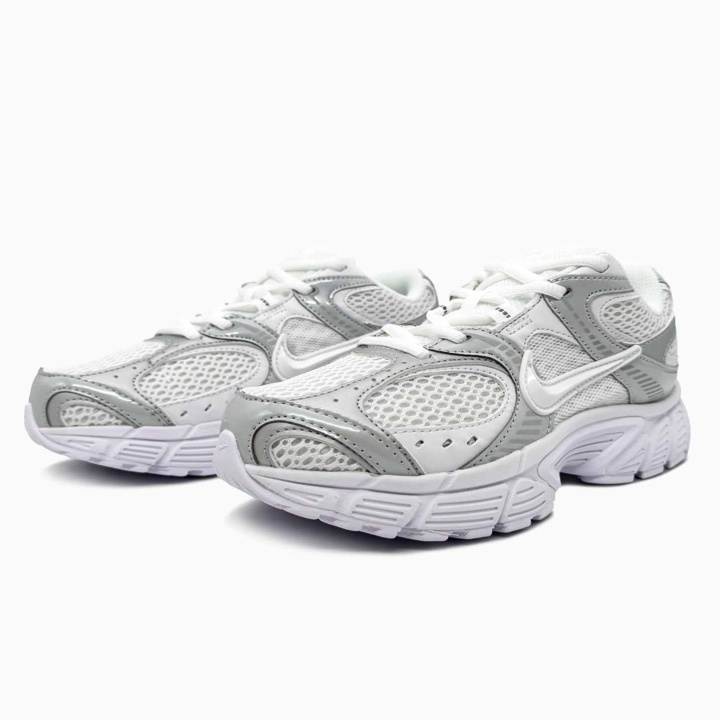 Nike V5 RNR White Silver