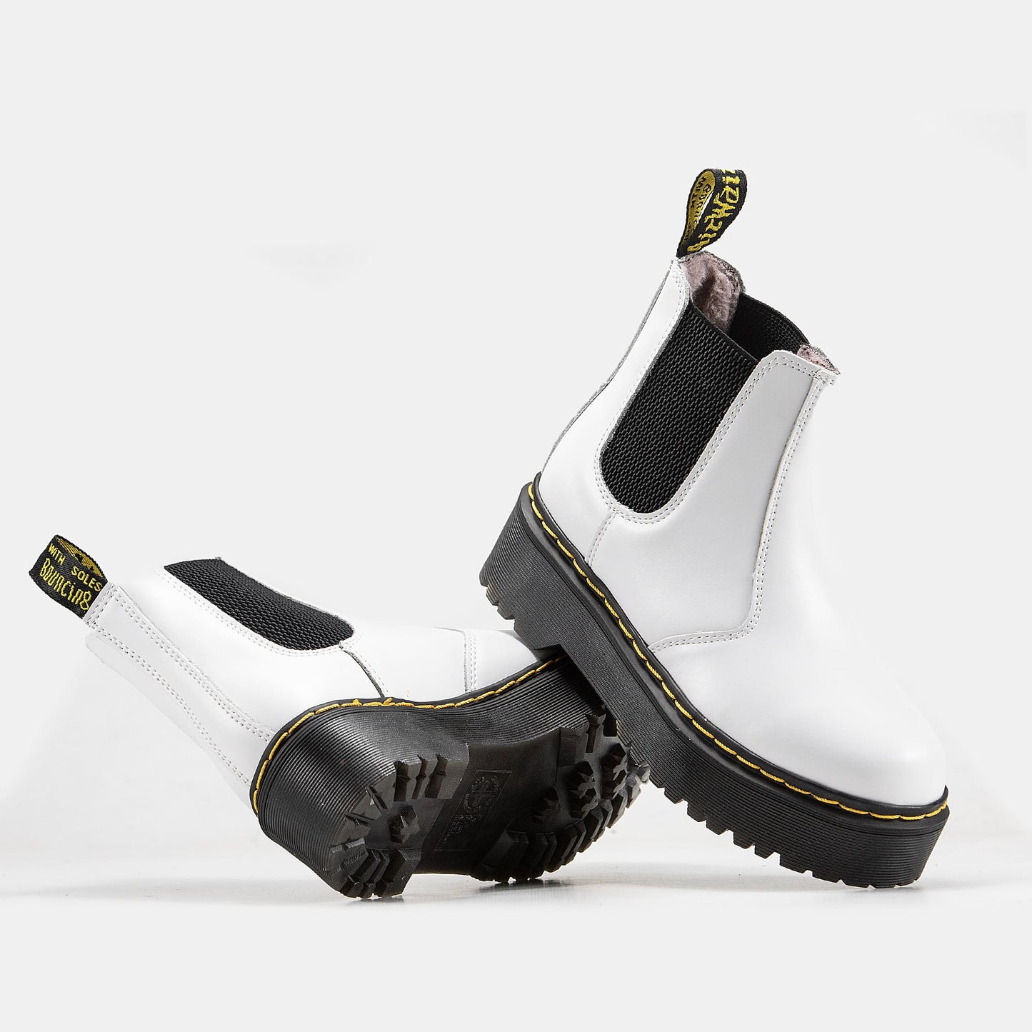 Dr. Martens Chelsea White Хутро