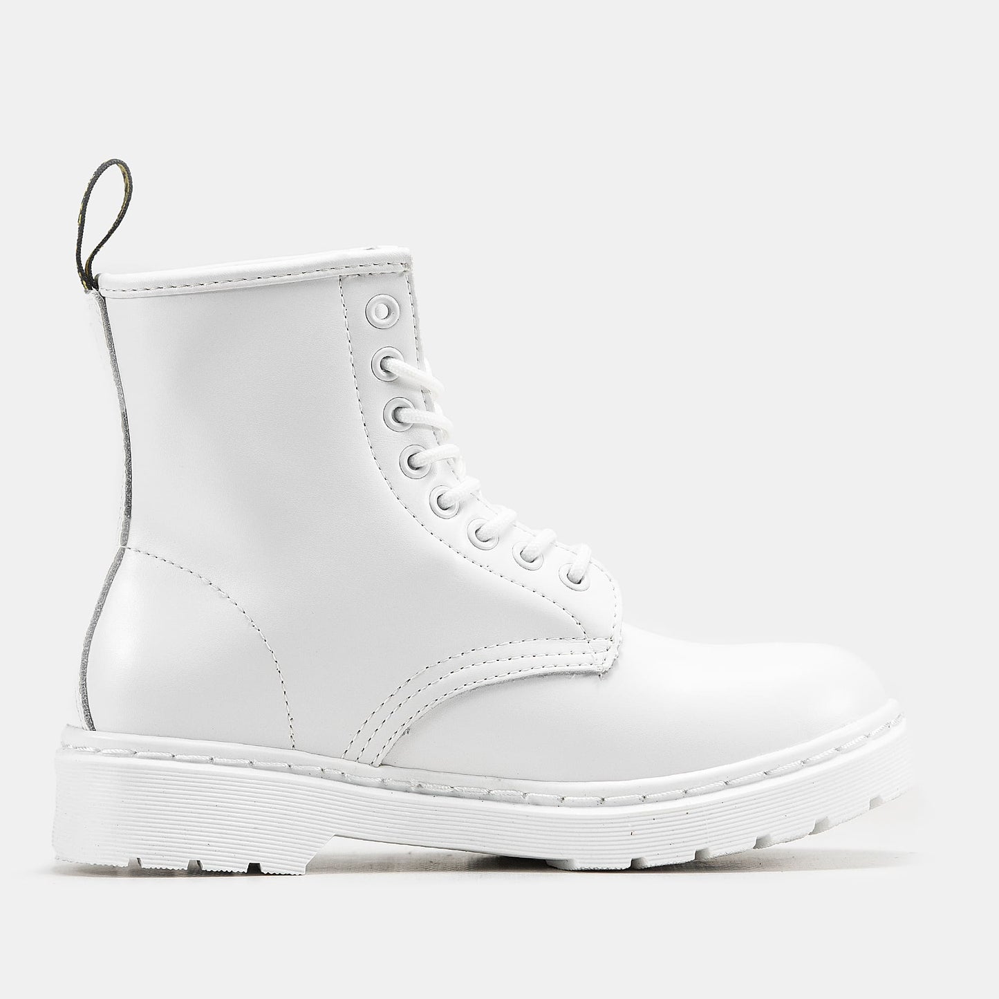 Dr. Martens Classic White