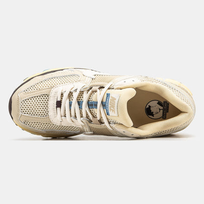 Nike Zoom Vomero 5 Beige