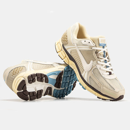 Nike Zoom Vomero 5 Beige