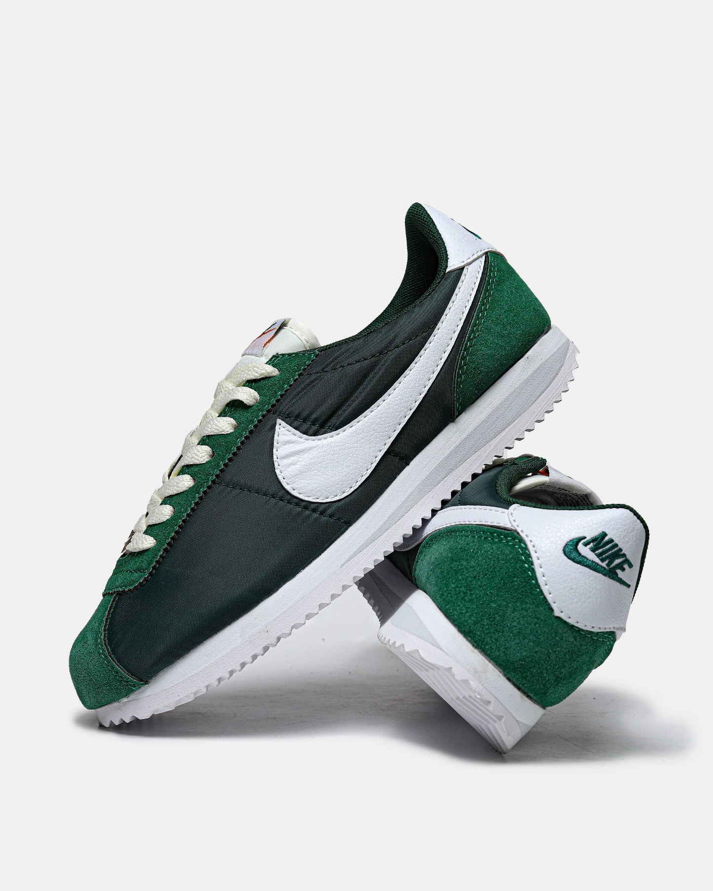 Nike Cortez Fir / Green White