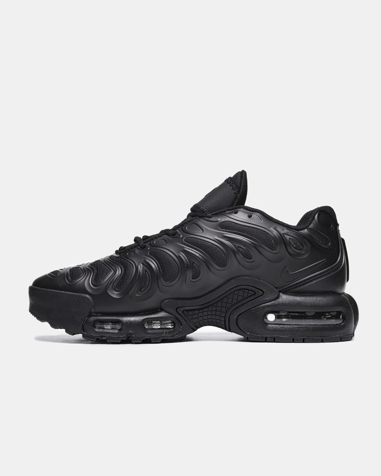 Nike Air Max Plus Drift Triple Black Carbon Fiber