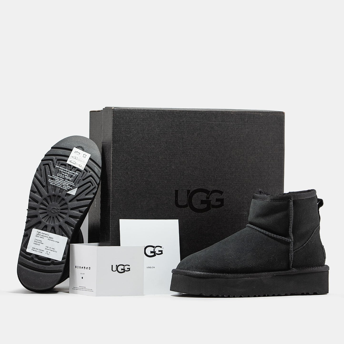 UGG Classic Mini Platform Black