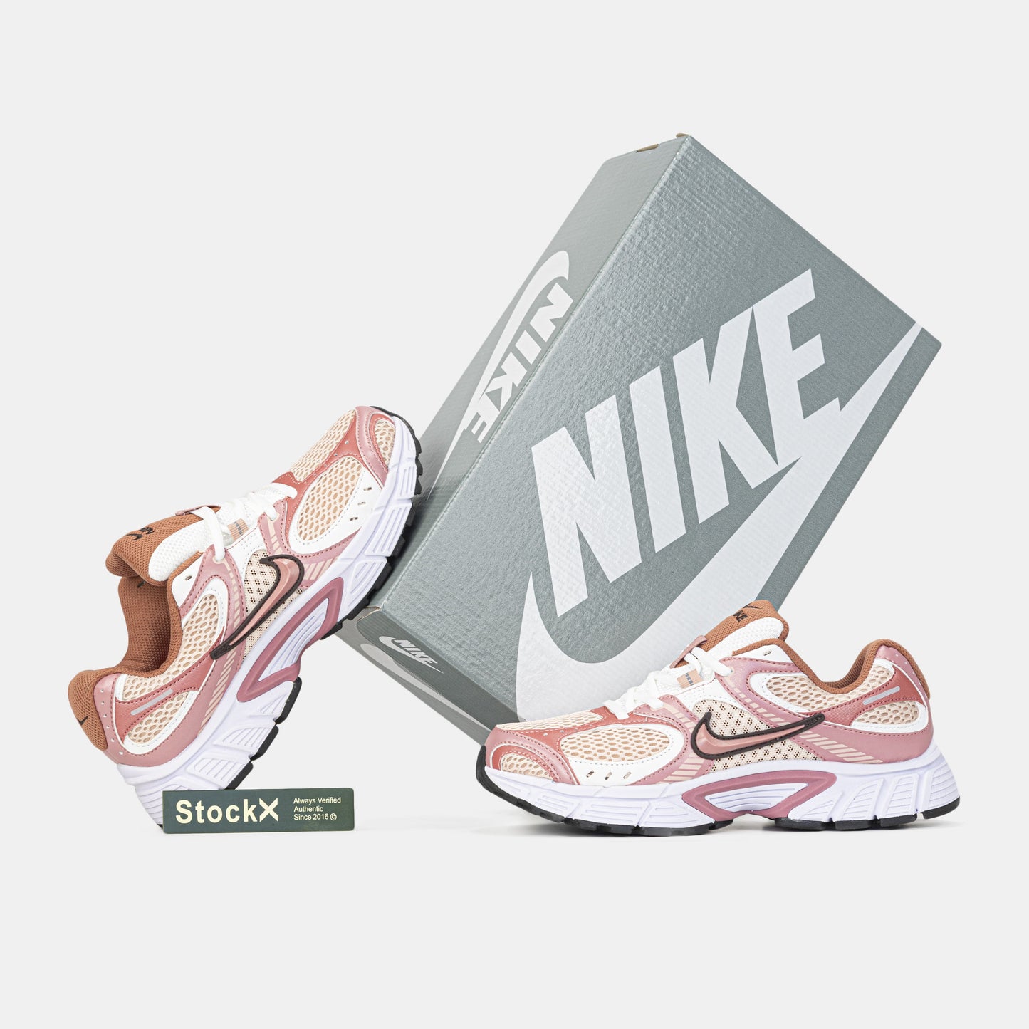 Nike V5 RNR Pink White