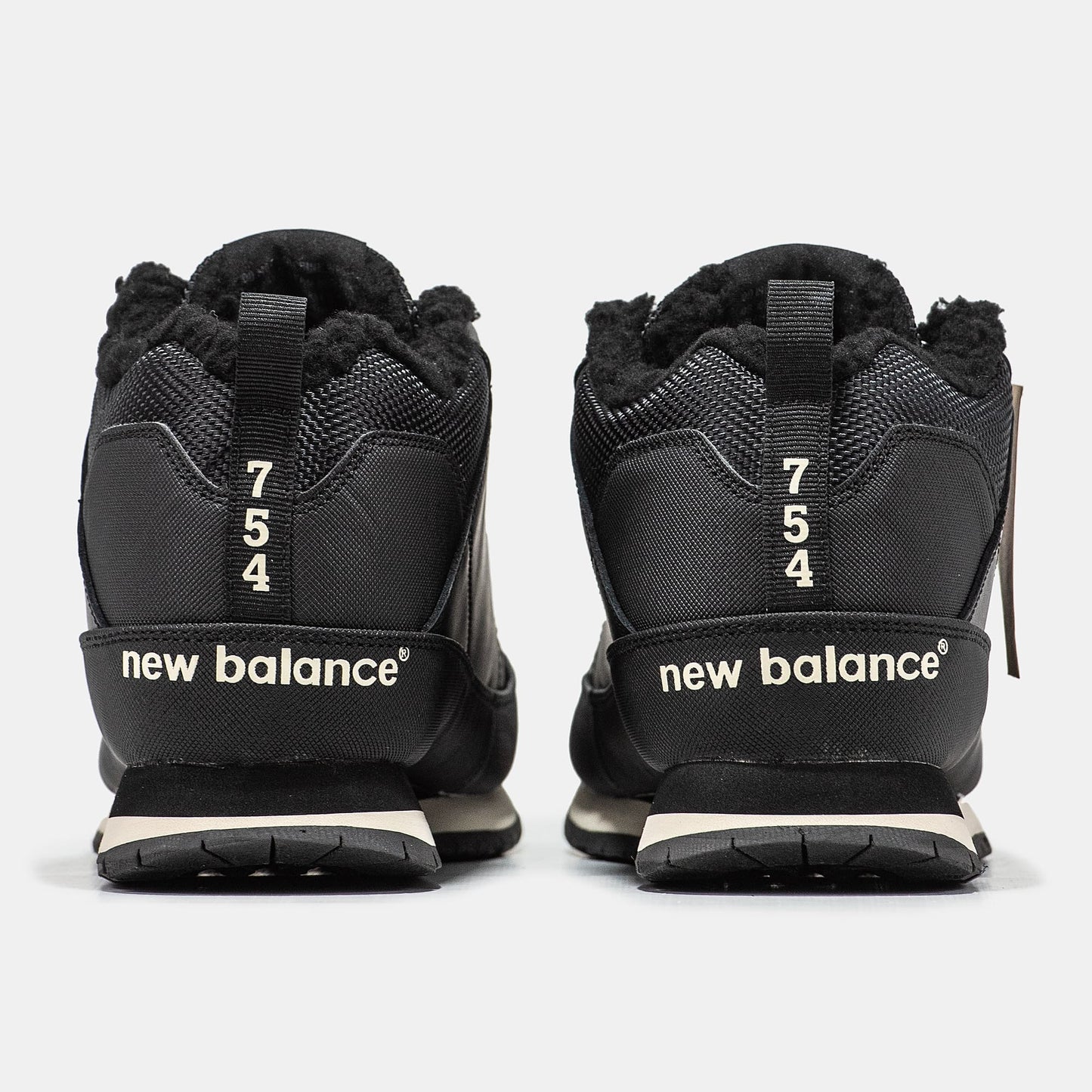 New Balance 754 Black White