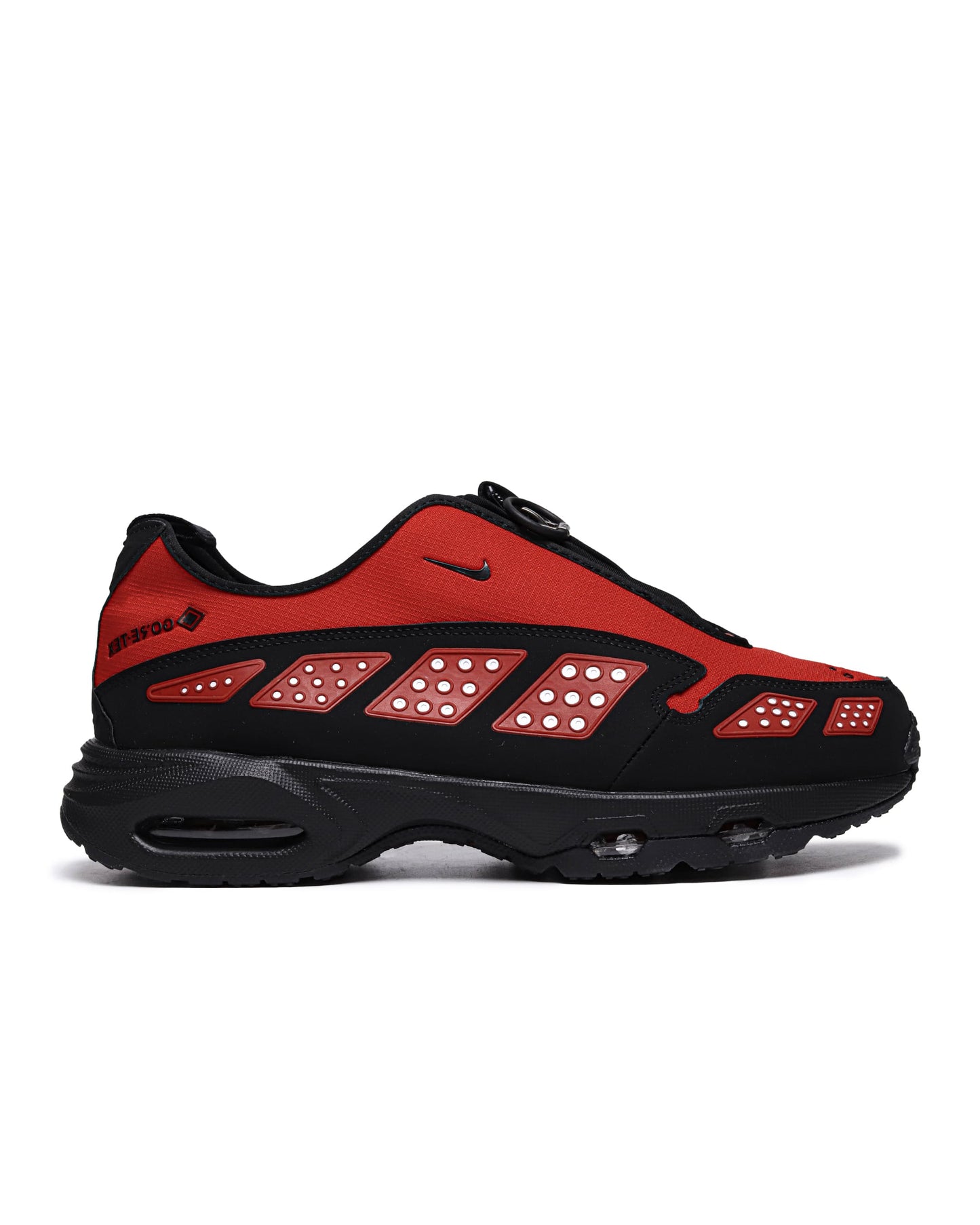 Nike Air Max SNDR Gore-Tex Hyper Crimson