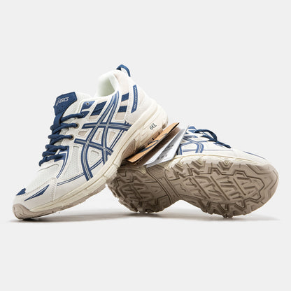 Asics Gel-Venture 6 Beige