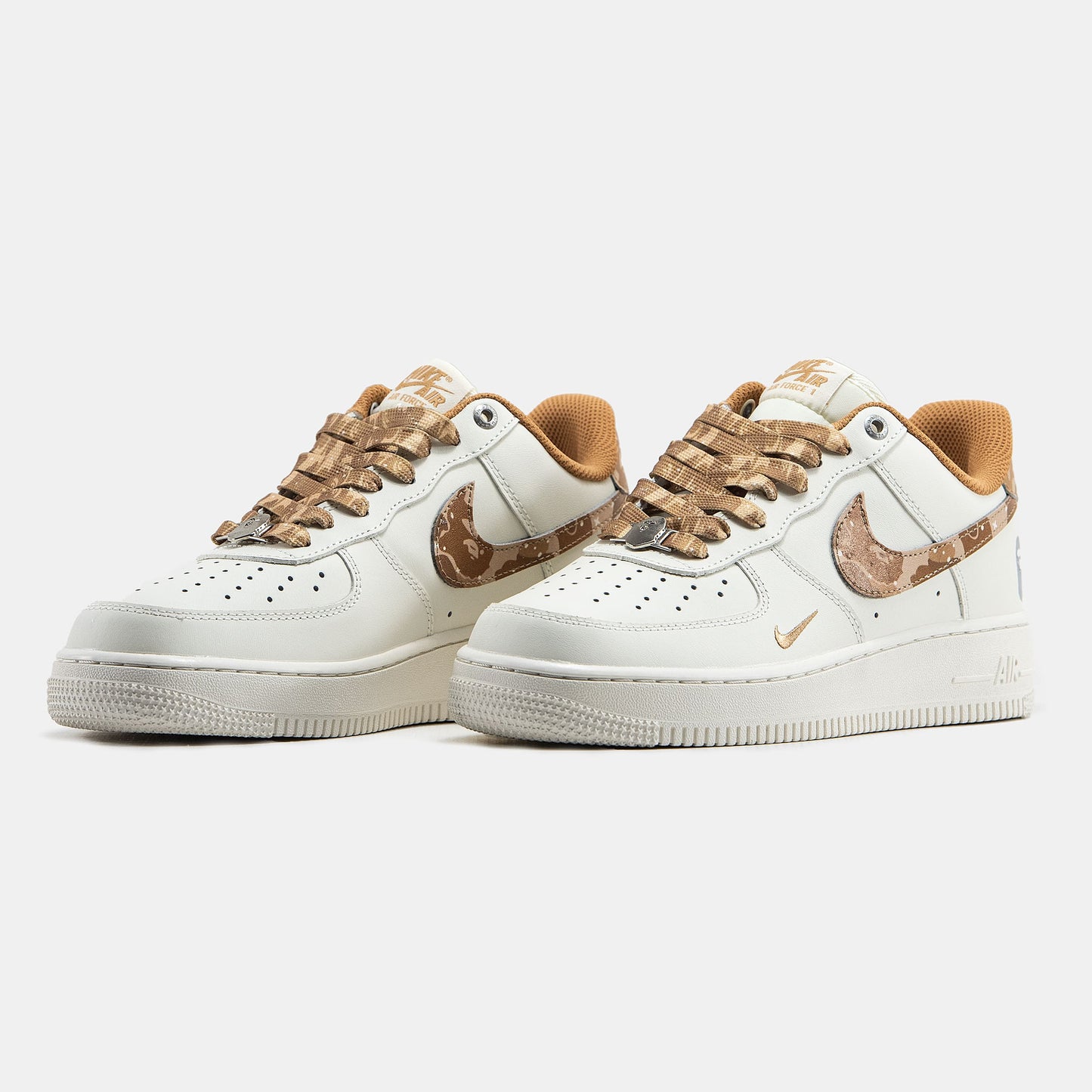 Nike Air Force 1 x BAPE Orange