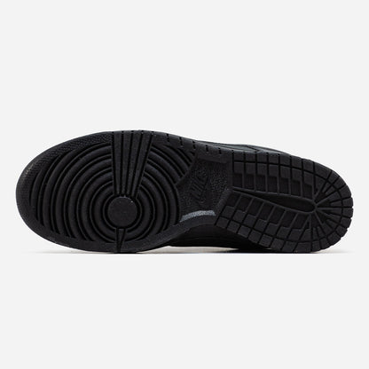 Nike SB Dunk Low Black