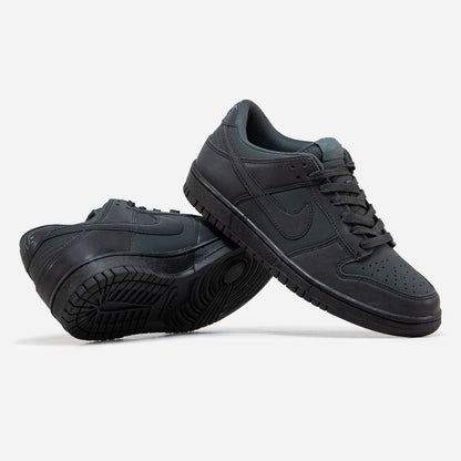 Nike SB Dunk Low Black