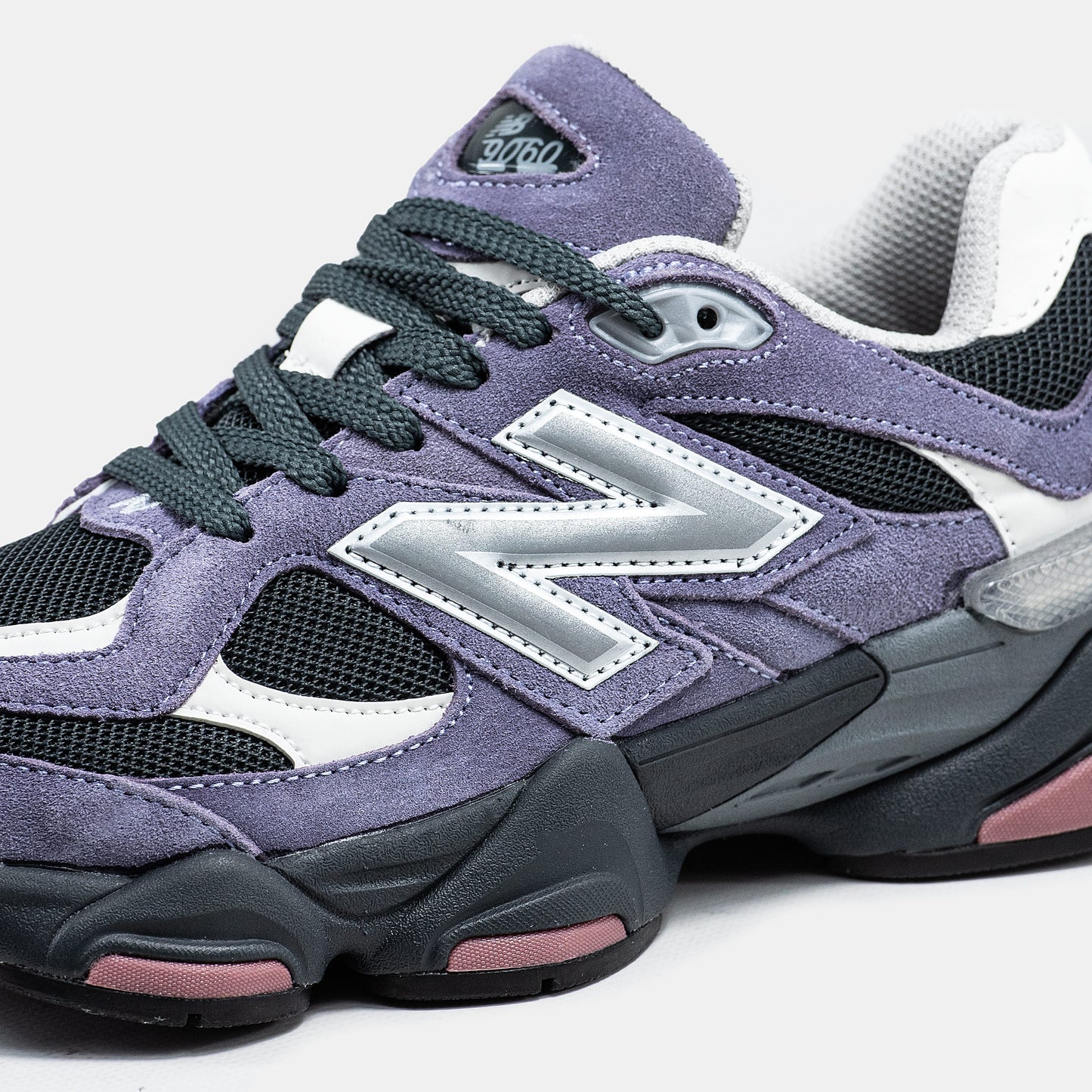New Balance 9060 Violet Noir