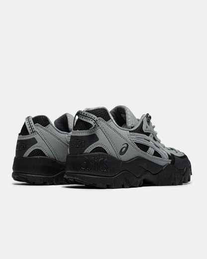 Asics Gel-Pickax Silver